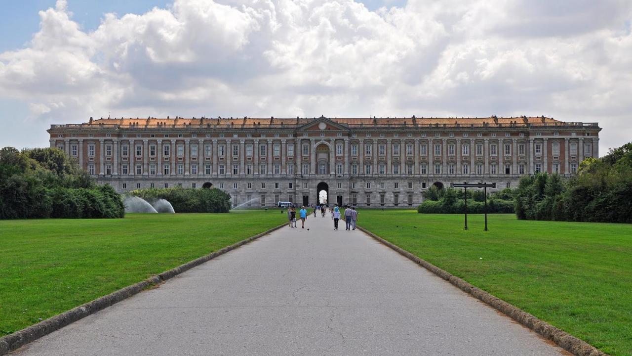 Casa Castagna Bed and Breakfast Caserta Exteriör bild